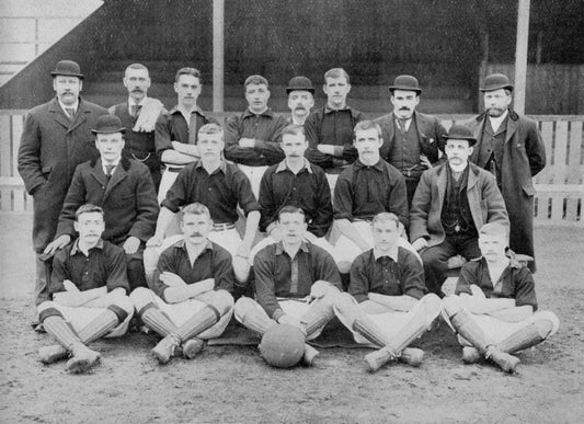 The Myth of the Newton Heath Shirt
